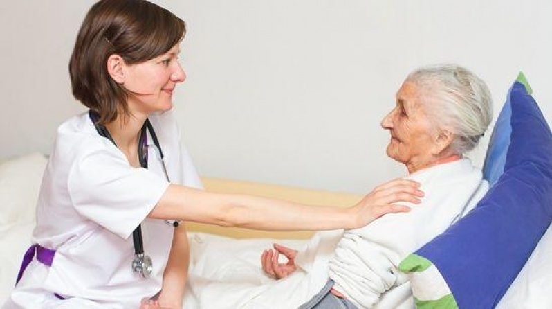 Enfermeira Particular Geriátrica Preço no Pari - Auxiliar de Enfermagem para Idosos