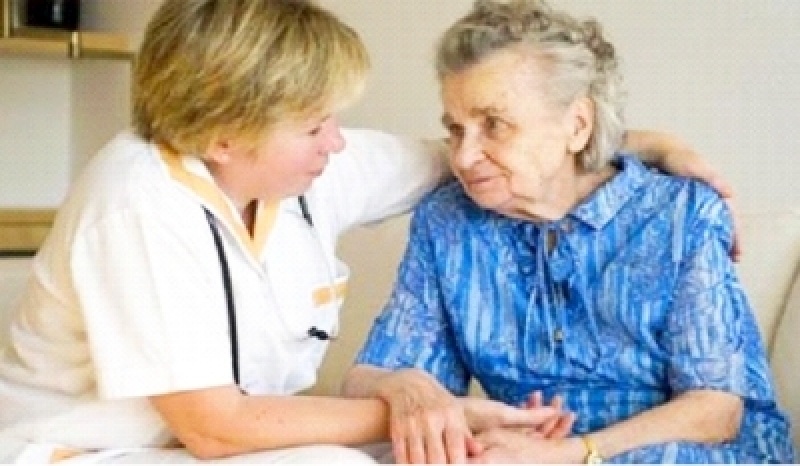 Onde Encontro Profissionais Cuidadores de Idosos no Socorro - Cuidador de Idosos com Alzheimer